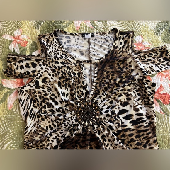 VENUS Leopard Print Cold Shoulder Top with Jewel Accent - Picture 3 of 9